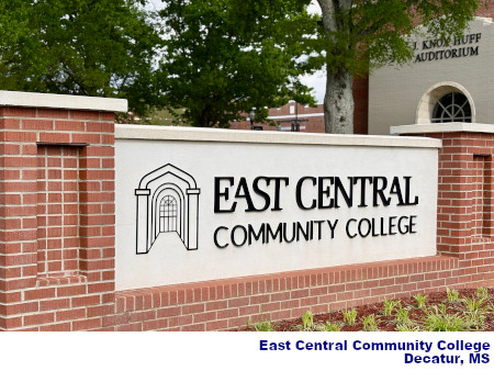 EastCentralCommunityCollege.jpg